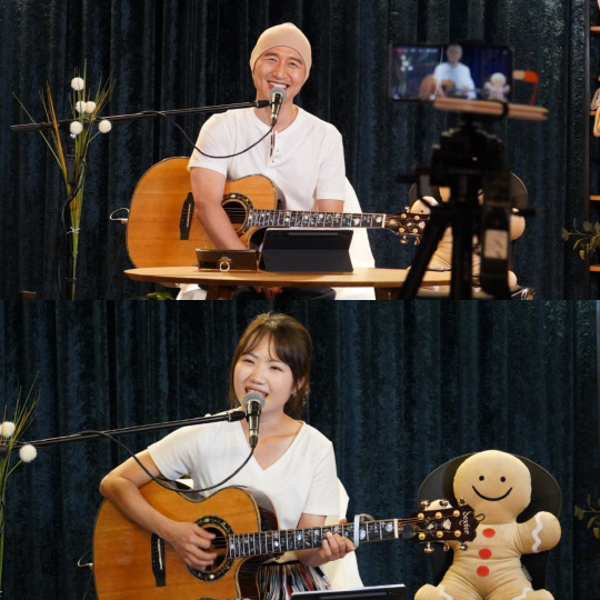 사진= 희망을 파는 사람들 대표 채환과 소속가수 랄랄라예훈이 1,871번째 희망을 파는 콘서트를 언택트 공연으로 진행했다.